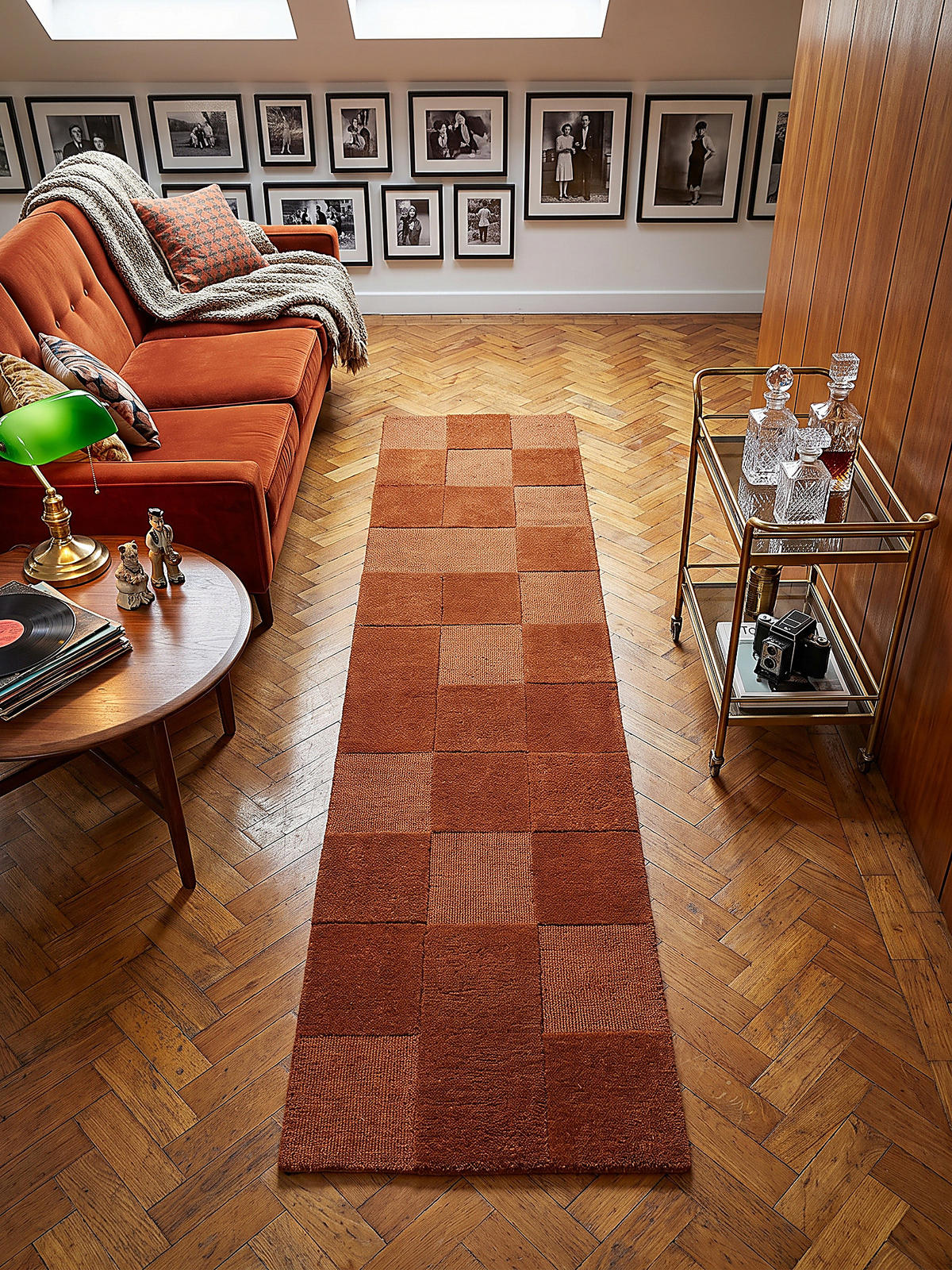 LÄUFER handgetuftet DEBEN, in Terrakotta, Schachbrettmuster, 60 x 230 cm - Orange, Textil (60/230cm) - KADIMA DESIGN