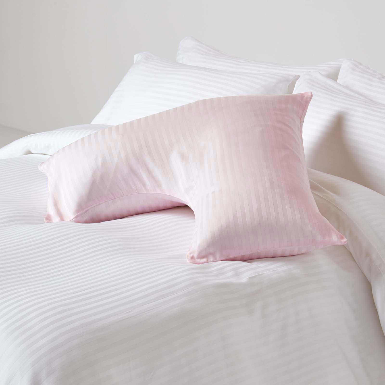 KISSENBEZUG für V-Form-Kissen, Damast-Streifen, Fadendichte 330 - Rosa, Textil (38/76cm) - Homescapes