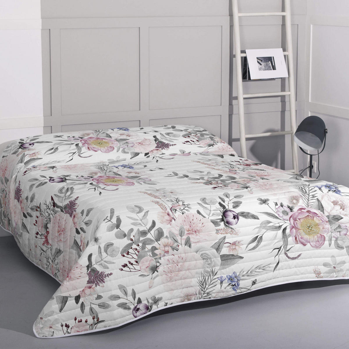TAGESDECKE delicate bouquet 240x260 cm (bett 135/140/150) mehrfarbig - Multicolor, Textil (240/260cm) - Happy Friday