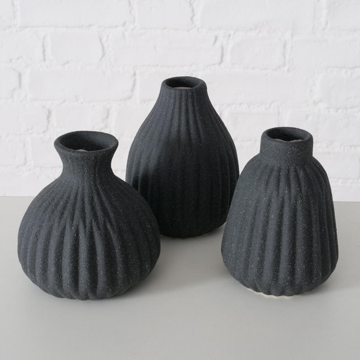 KERAMIKVASE mit Rillen Esko 8,5/8,5/11,5 cm - Schwarz, Keramik (11.5cm) - Boltze Home
