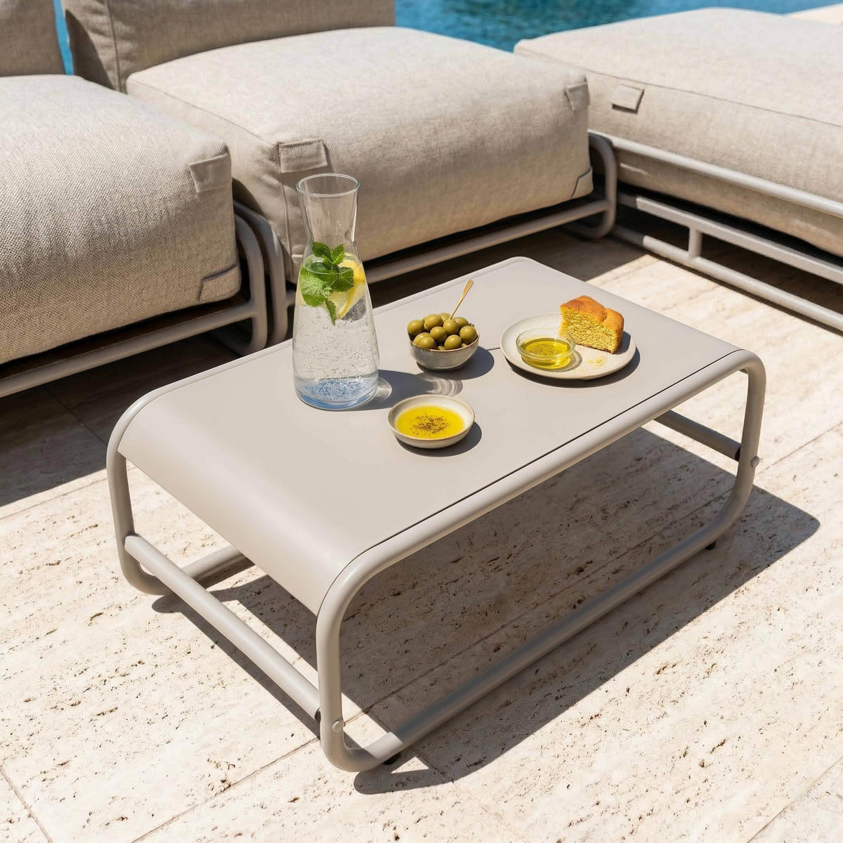 BEISTELLTISCH, beige - Beige, Metall (85/40/30cm) - Oviala