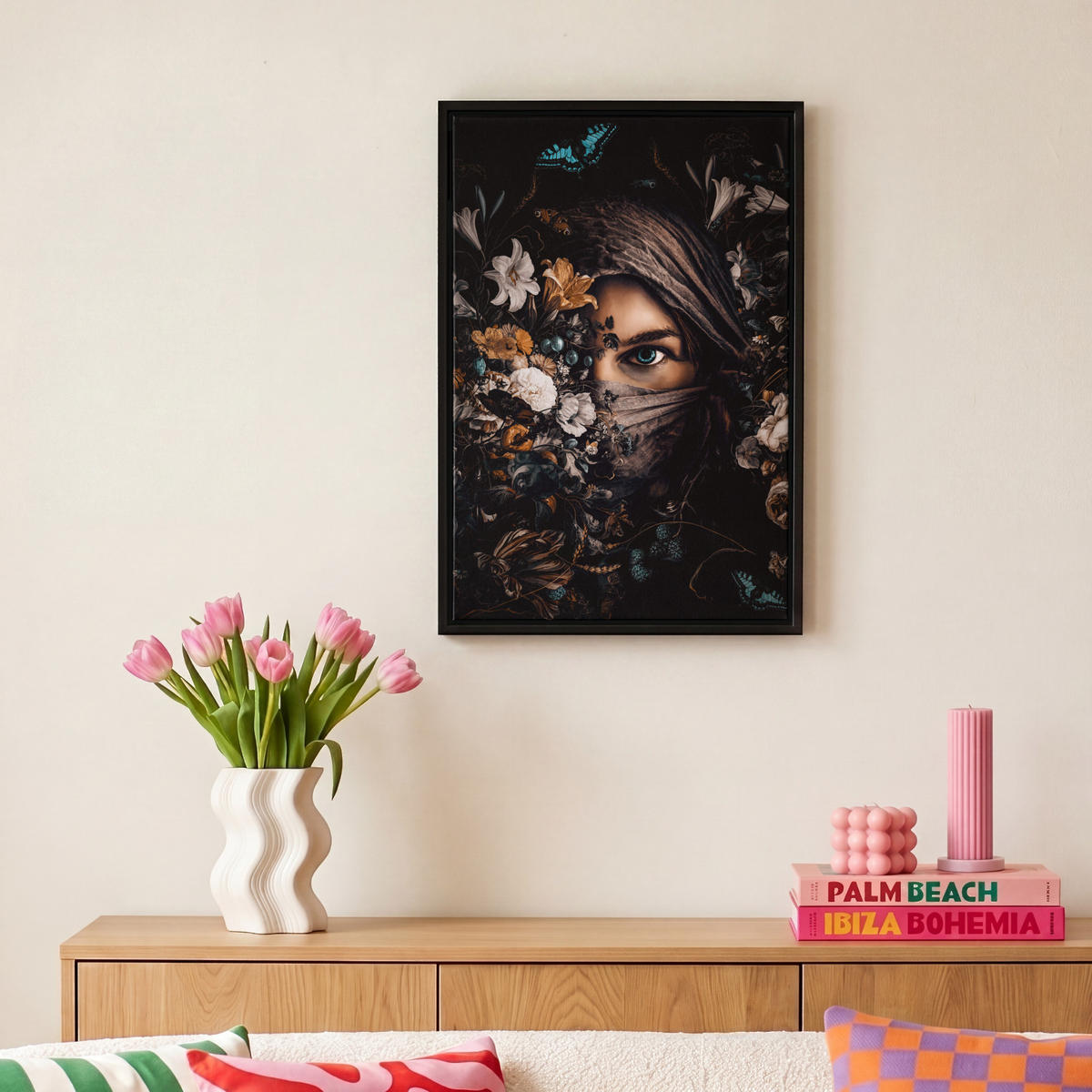 LEINWAND Bilder mit Rahmen - Frau - Luxus - Blumen - Schmetterling - Porträt - 20x30 - Schwarz, Textil (20/30cm) - MuchoWow