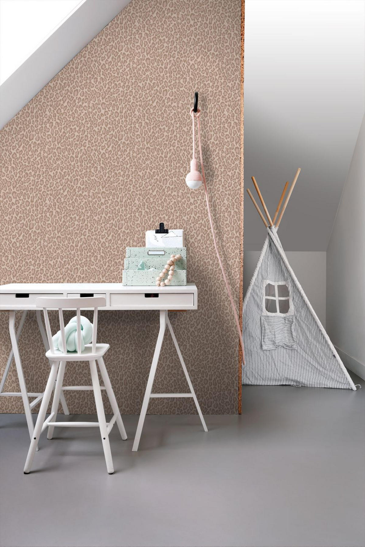 TAPETE Leopardenmuster 50 x 900 cm - Pink, Papier (50/0.1cm) - ESTAhome