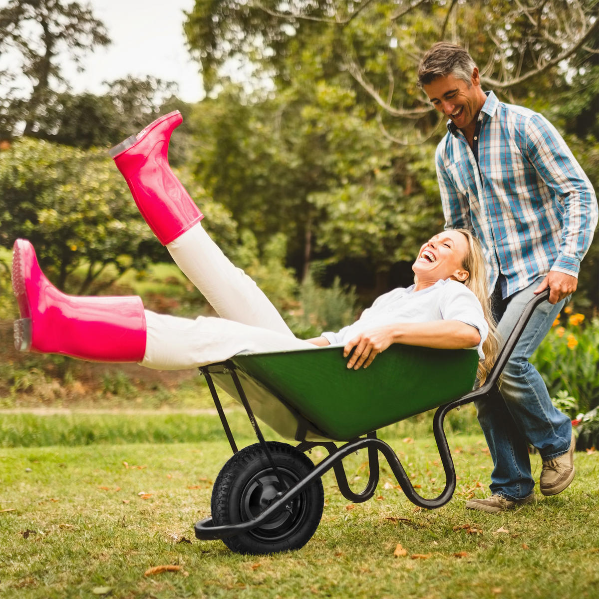 SCHUBKARRENRAD - Schwarz, Kunststoff/Metall (36/36/24cm) - Relaxdays