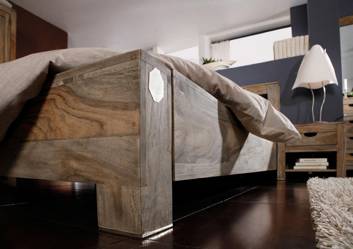 BETT Massivholz Sheesham 140 x 200 x 90 grau NATURE GREY #203 - Grau, Holz (140/200cm) - Massivmoebel24