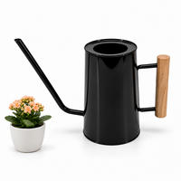 GIESSKANNE Schwarz Metall Holzgriff 1 l - Schwarz, Holz/Metall (11/17.5/27cm) - Relaxdays