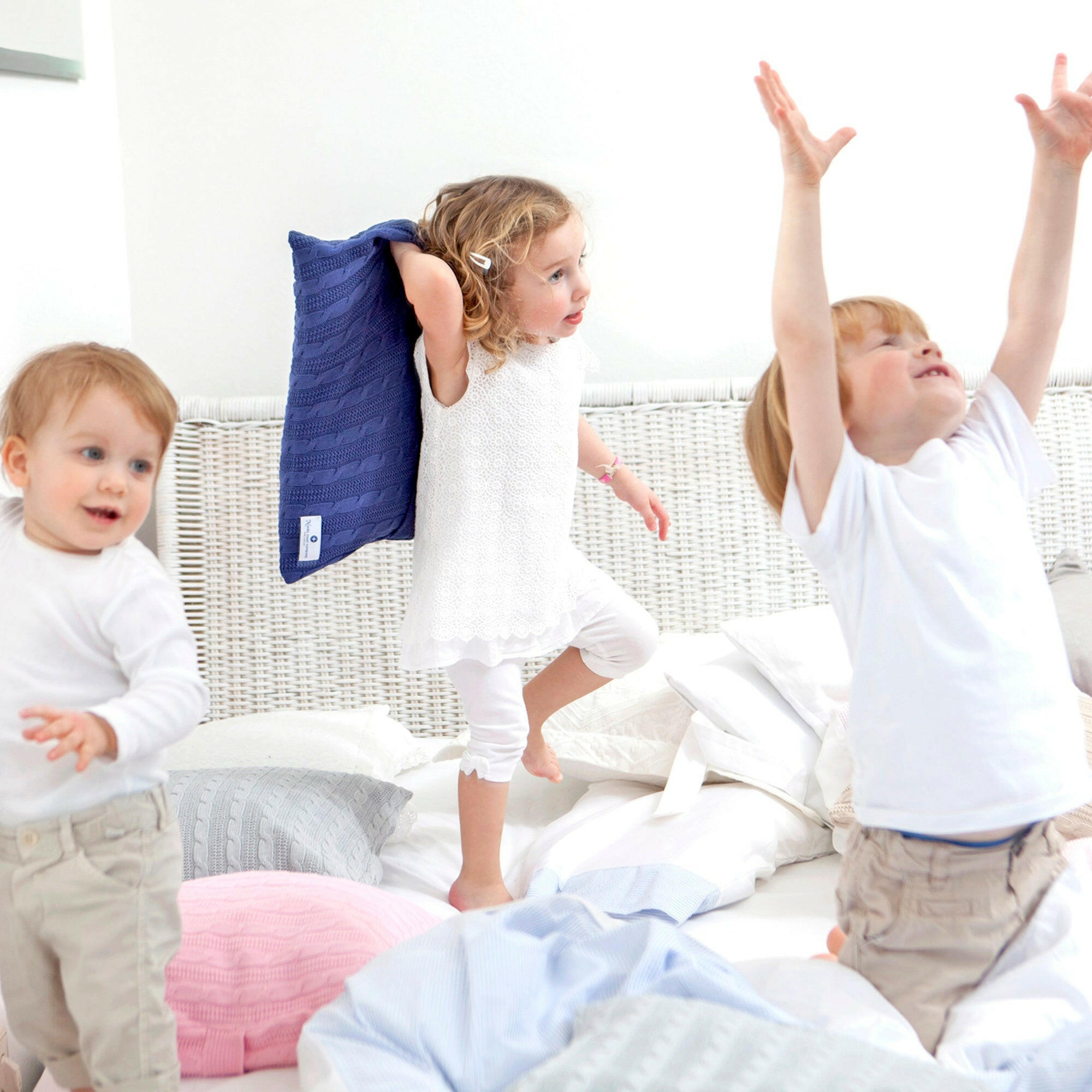 DAUNENKISSEN 40x40 cm - Weiß, Textil (40/40cm) - nordic coast company