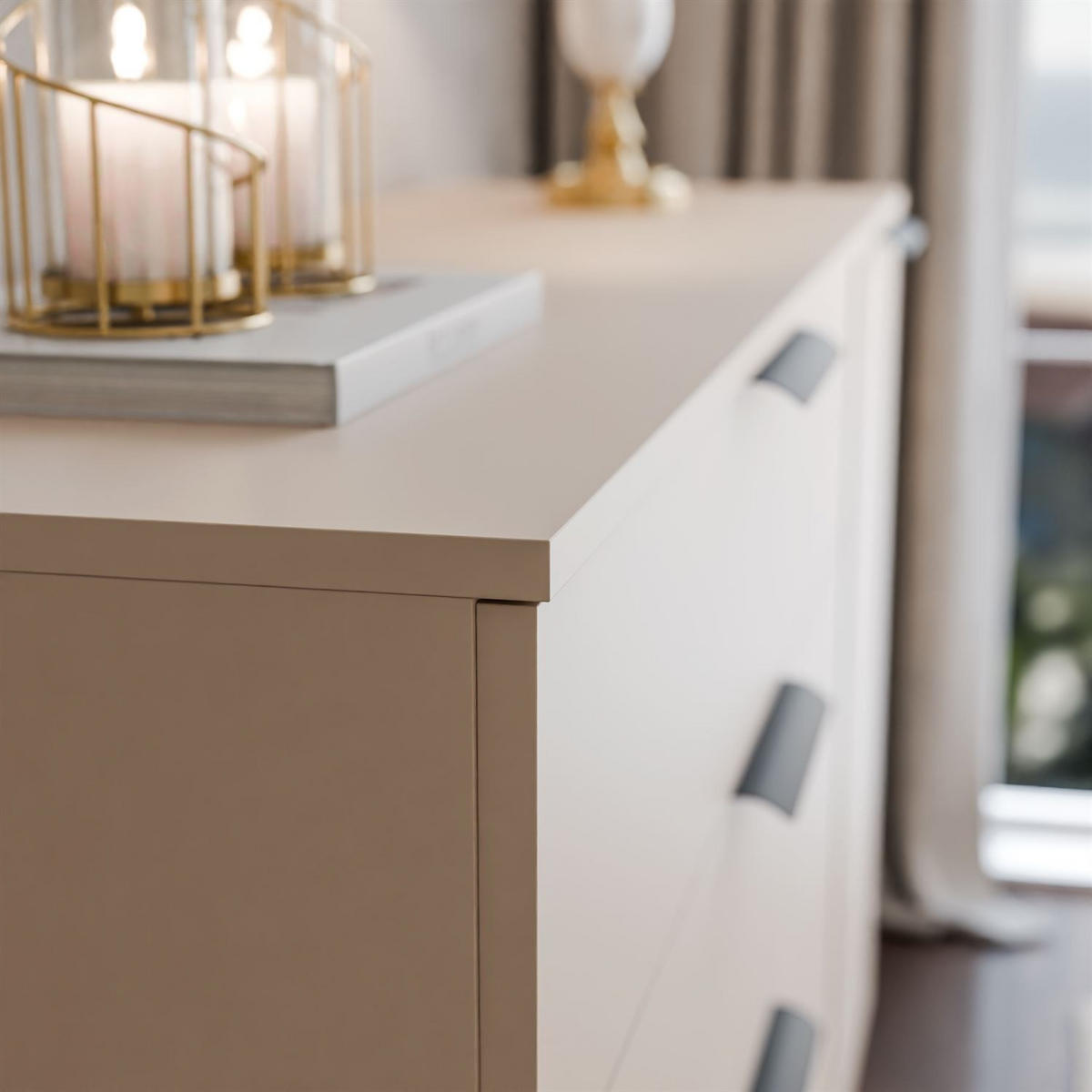 KOMMODE LINA KASCHMIR 1D4S mit LED-Beleuchtung auf Sockel Schwarz - Kaschmir, Holzwerkstoff (138/84/40cm) - Lookway