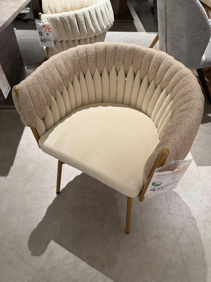 KAROSSZÉK TWISTY-BUDAÖRS OUTLET - Novel