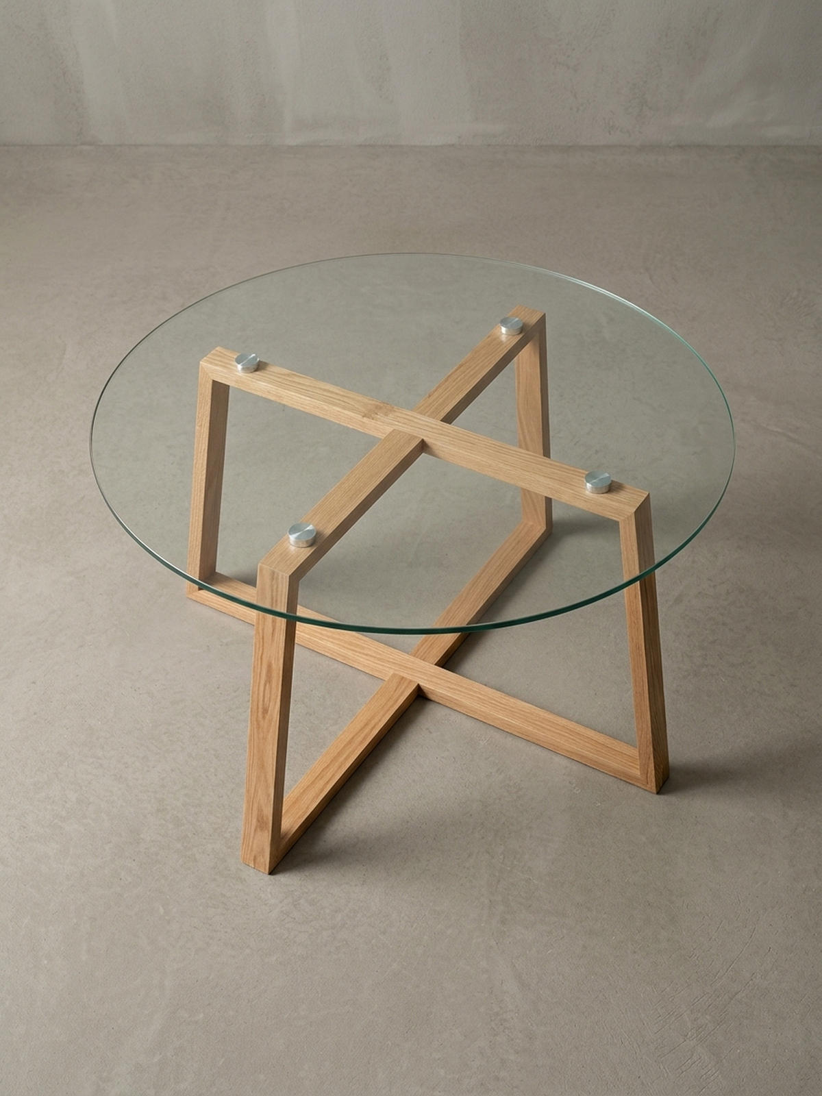 COUCHTISCH in Eiche mit transparenter Glasplatte und überkreuztem Gestell, modernes Design - Beige/Braun, Glas/Eichenholz (78/78/41cm) - KADIMA DESIGN