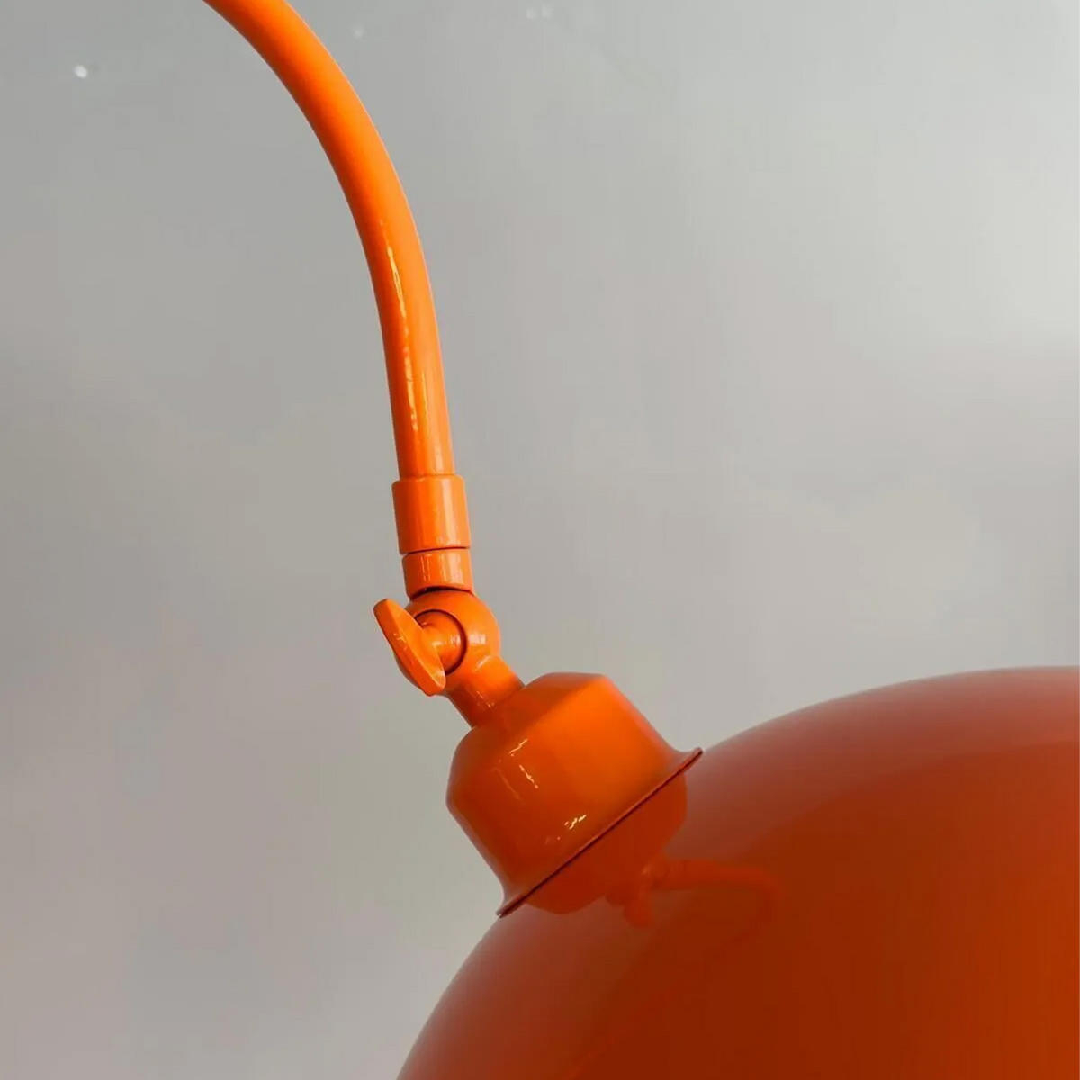 STEHLAMPE Gorkiede E27, verstellbarer Lampenschirm aus Metall - Orange, Metall (37/37/170cm) - Bamyum
