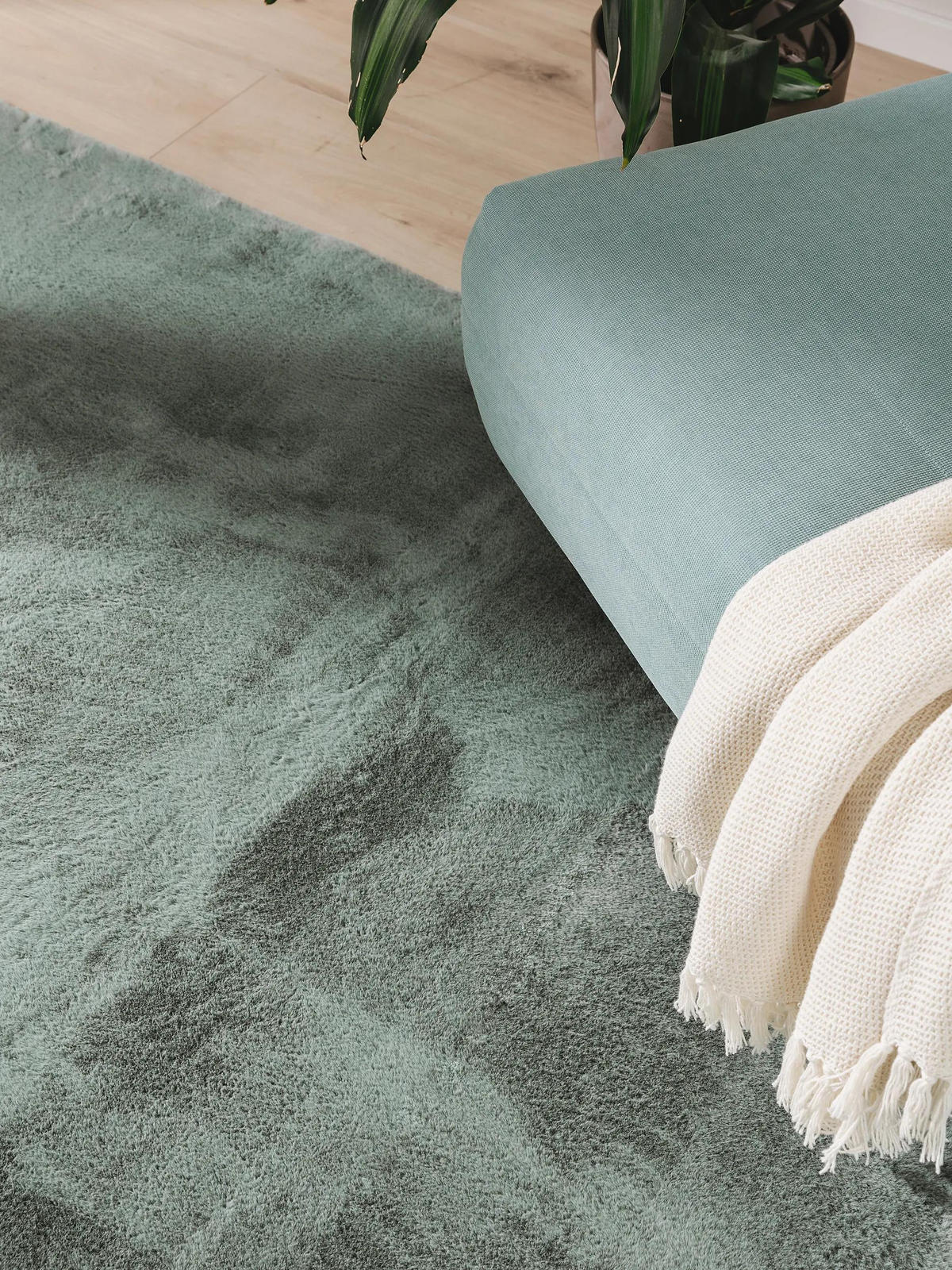 KUNSTFELL-TEPPICH Furry Grün 60x120 cm - Grün, Kunststoff (60/120cm) - benuta