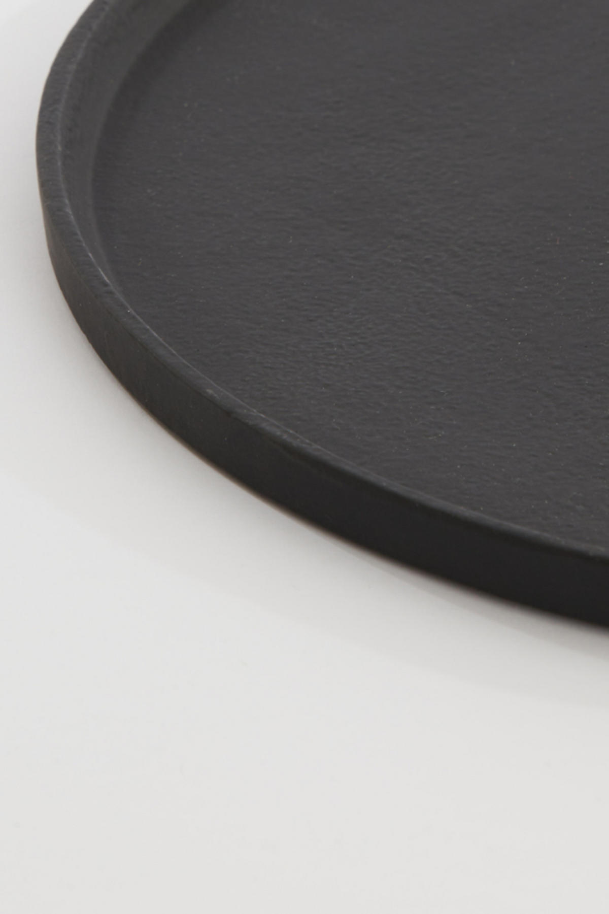 SCHALE Maes Schwarz Ø60/1.5 cm - Schwarz, Metall (60/1.5cm) - Light & Living