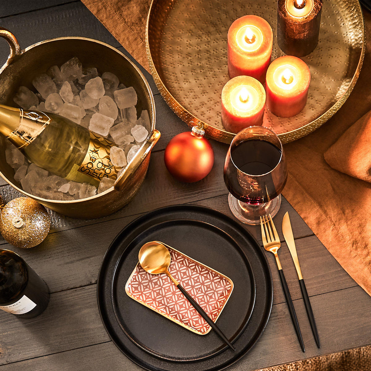 BESTECK-SET (4-tlg.) Stiletto - Goldfarben/Schwarz, Metall - Butlers