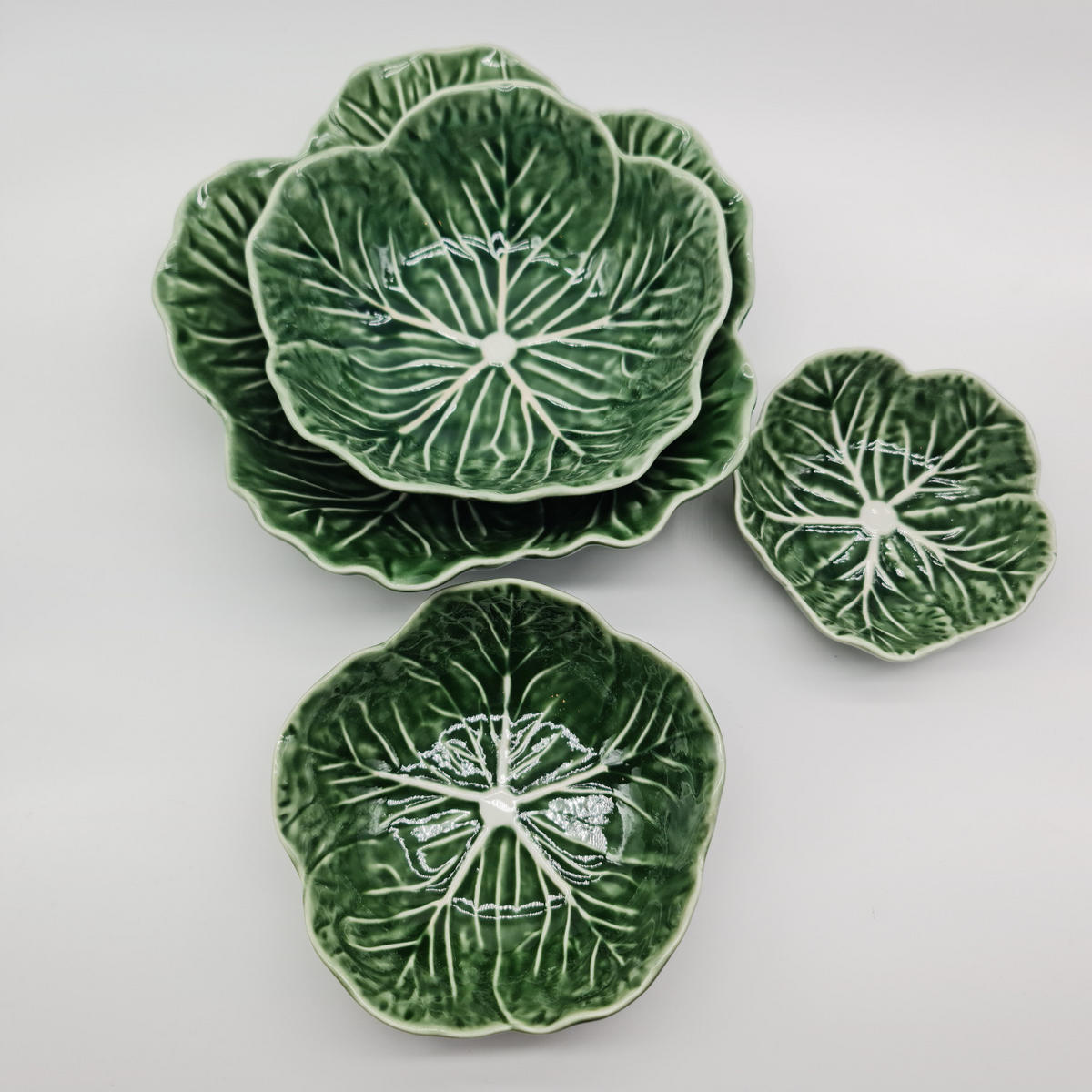 SCHALENSET 4-tlg. Keramik Blätter-Design Grün 22,9/17,8/15,2/12,1 cm - Grün, Keramik - Quality Elegance