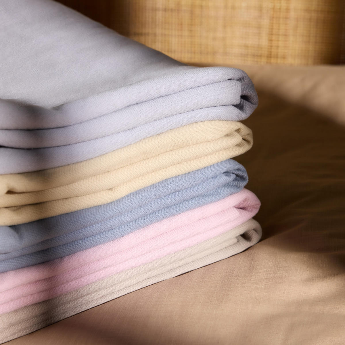 BAUMWOLLBETTDECKE Taromina - Hellrosa, Textil (200/220cm) - home&you