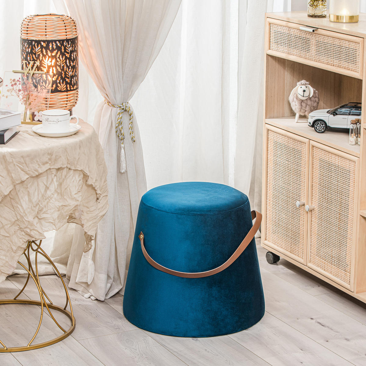 POUF Samt Blau - Blau, Textil (42/36/42cm) - Nordlys