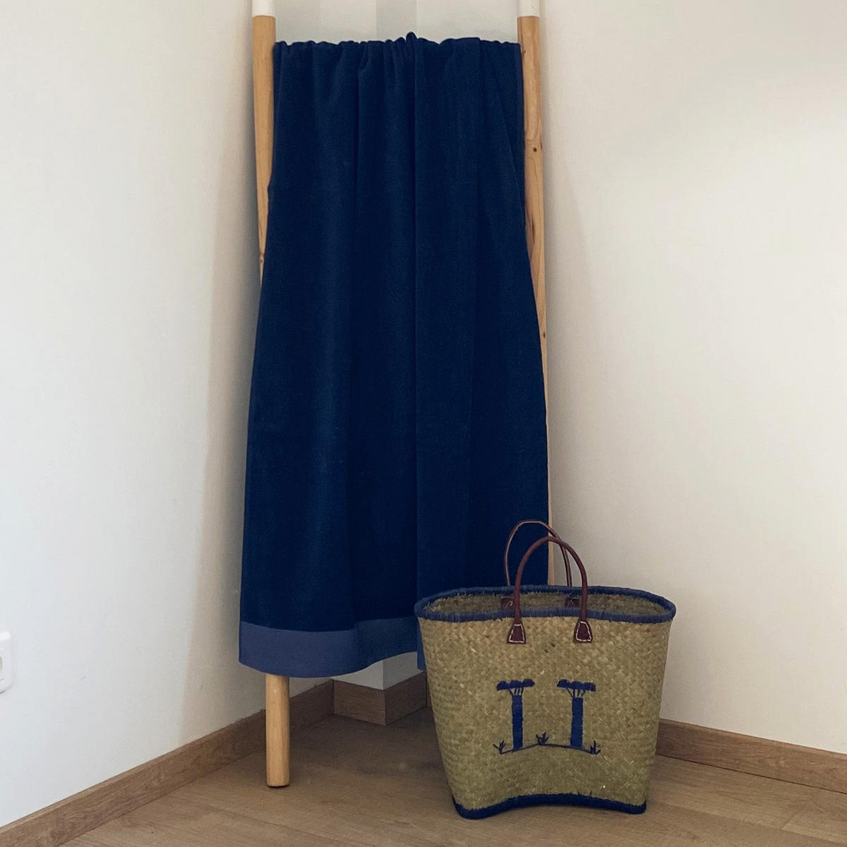 BADETUCH Velours uni Shady Marineblau 140x180 370g/m² - Blau, Textil (140/180cm) - LE COMPTOIR DE LA PLAGE
