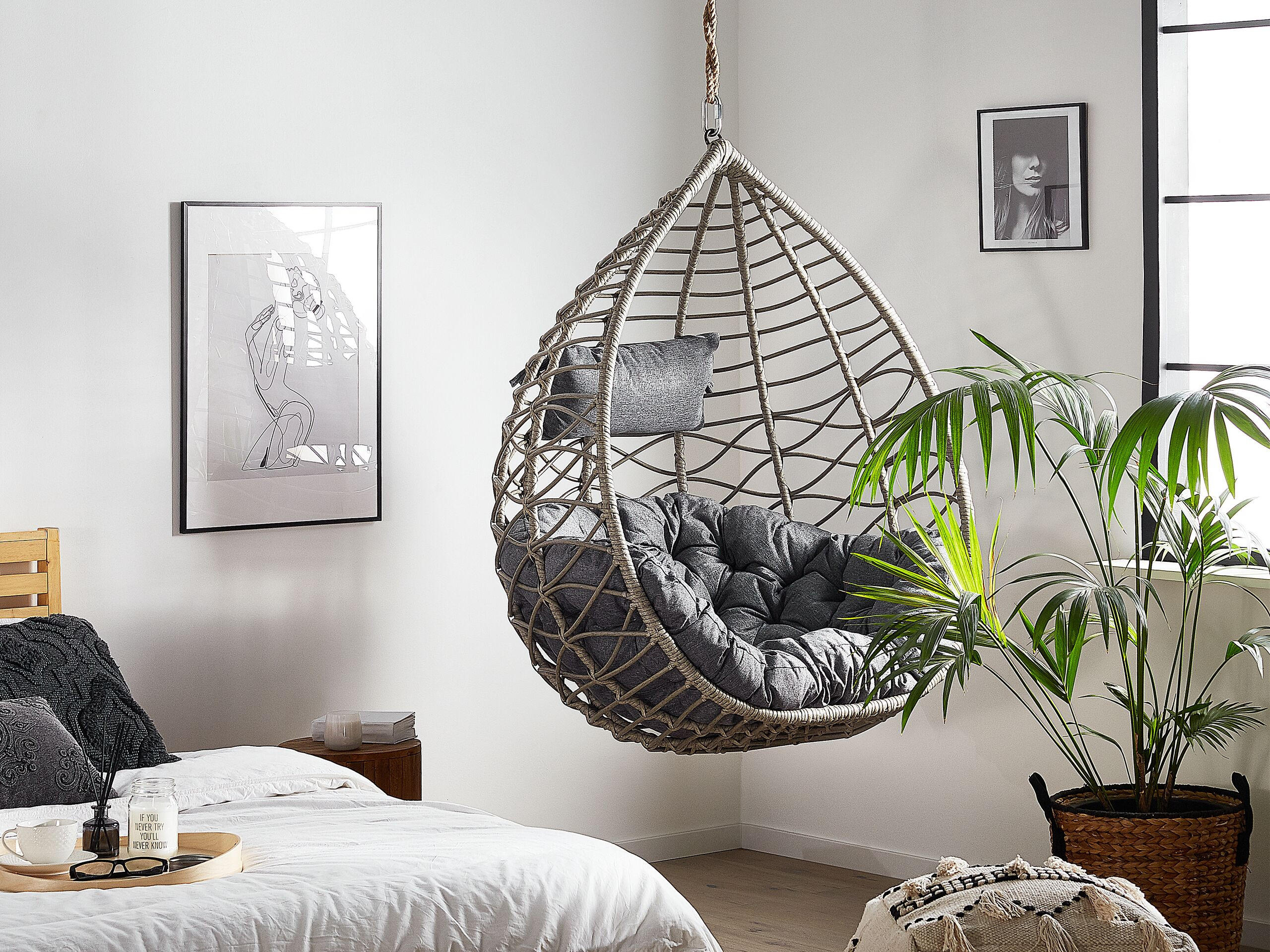 HÄNGESESSEL PE Rattan taupe/grau mit Sitzkissen 97 cm Arsita - Grau, Kunststoff (100/121/97cm) - Beliani