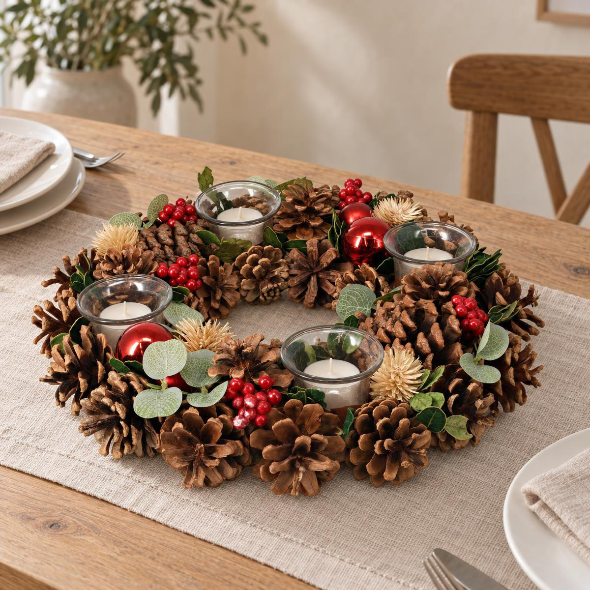 WEIHNACHTSKRANZ mit Tannenzapfen 34/34/8 cm - Multicolor, Naturmaterialien (34/8/34cm) - Home Styling Collection