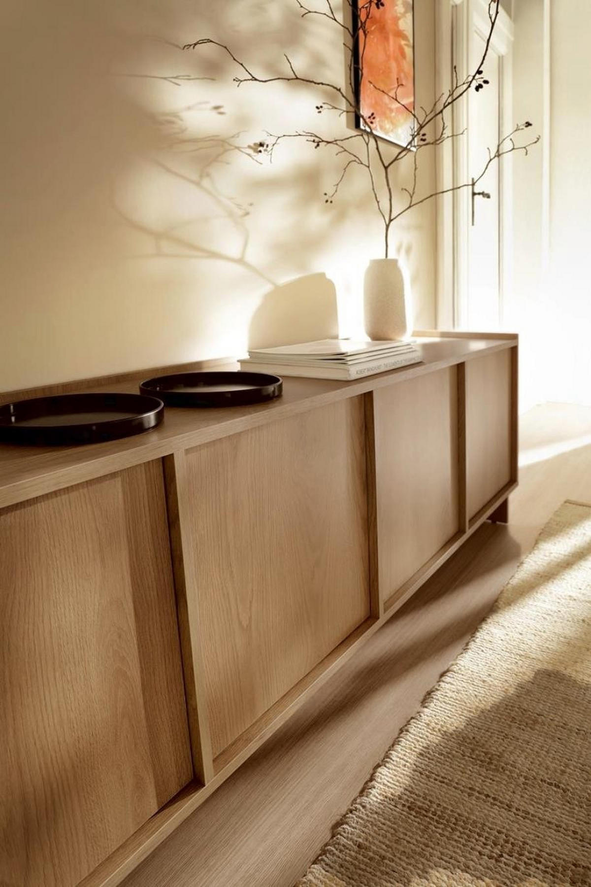 LOWBOARD Suna 195 cm breit Japandi Design Fernsehtisch Eiche Caramel grifflos - Braun, Holzwerkstoff (195/55/39cm) - Bettso