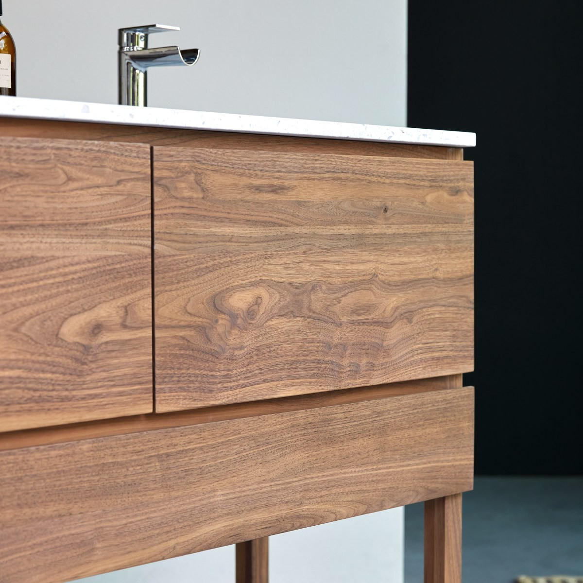 BADEZIMMERMÖBEL Edgar Beige aus Walnuss - Beige, Holz (120/90/46cm) - Tikamoon