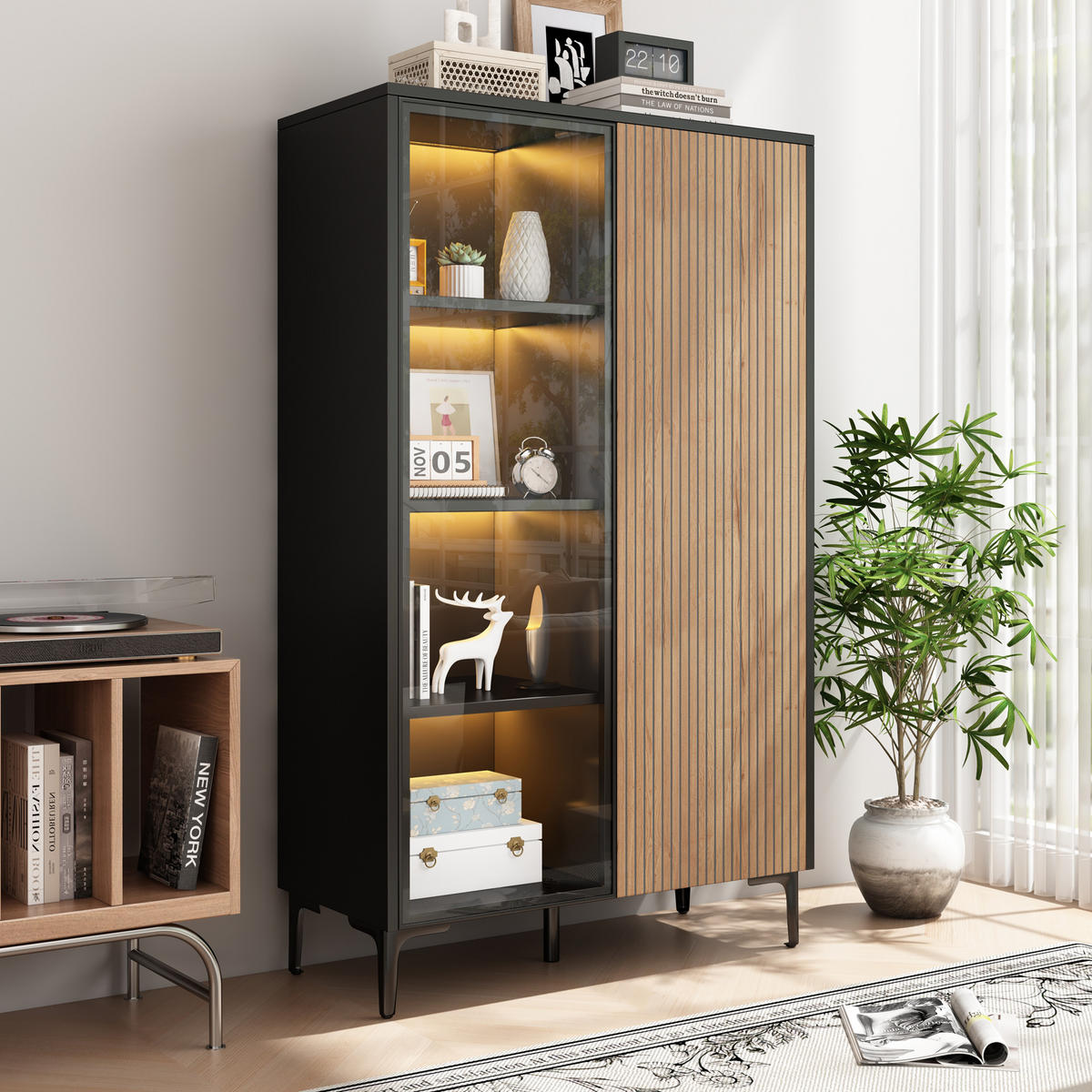 VITRINE 90×40×135cm Schwarz mit 2 Türen und Glastür - Schwarz/Naturfarben, Holzwerkstoff (90/135/40cm) - FLIEKS