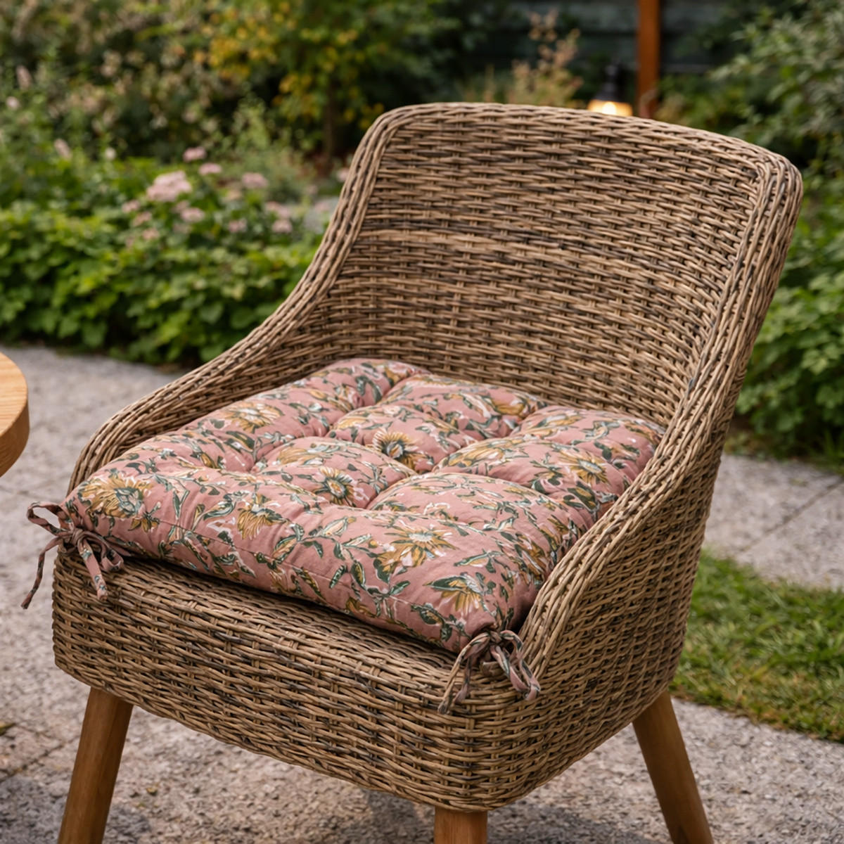 STUHLKISSEN Blumenmuster Muster 3 40/40/5,5 cm - Rosa, Naturmaterialien (40/40/5.5cm) - Home Styling Collection