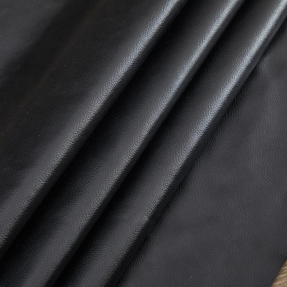 CHEFSESSEL DE-40955 mit Massage- und Heizfunktion neigbar bis 150° Schwarz - Schwarz, Metall (88/112.5/70cm) - ComfortXL