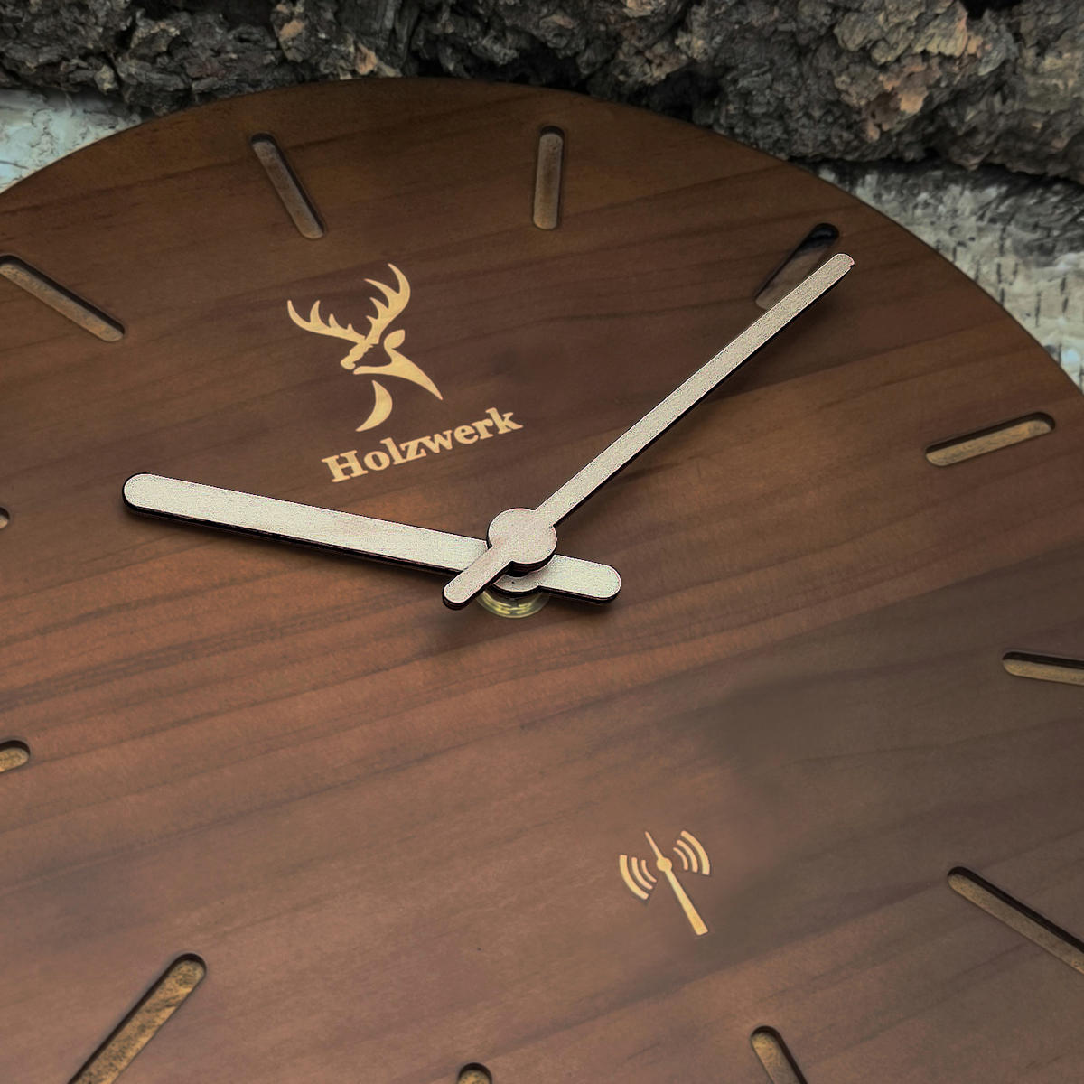 WANDUHR Holz Designer STARNBERG (FUNK) Loft Wand Uhr, braun - Dunkelbraun/Beige, Holz (25/25/2.2cm) - Holzwerk