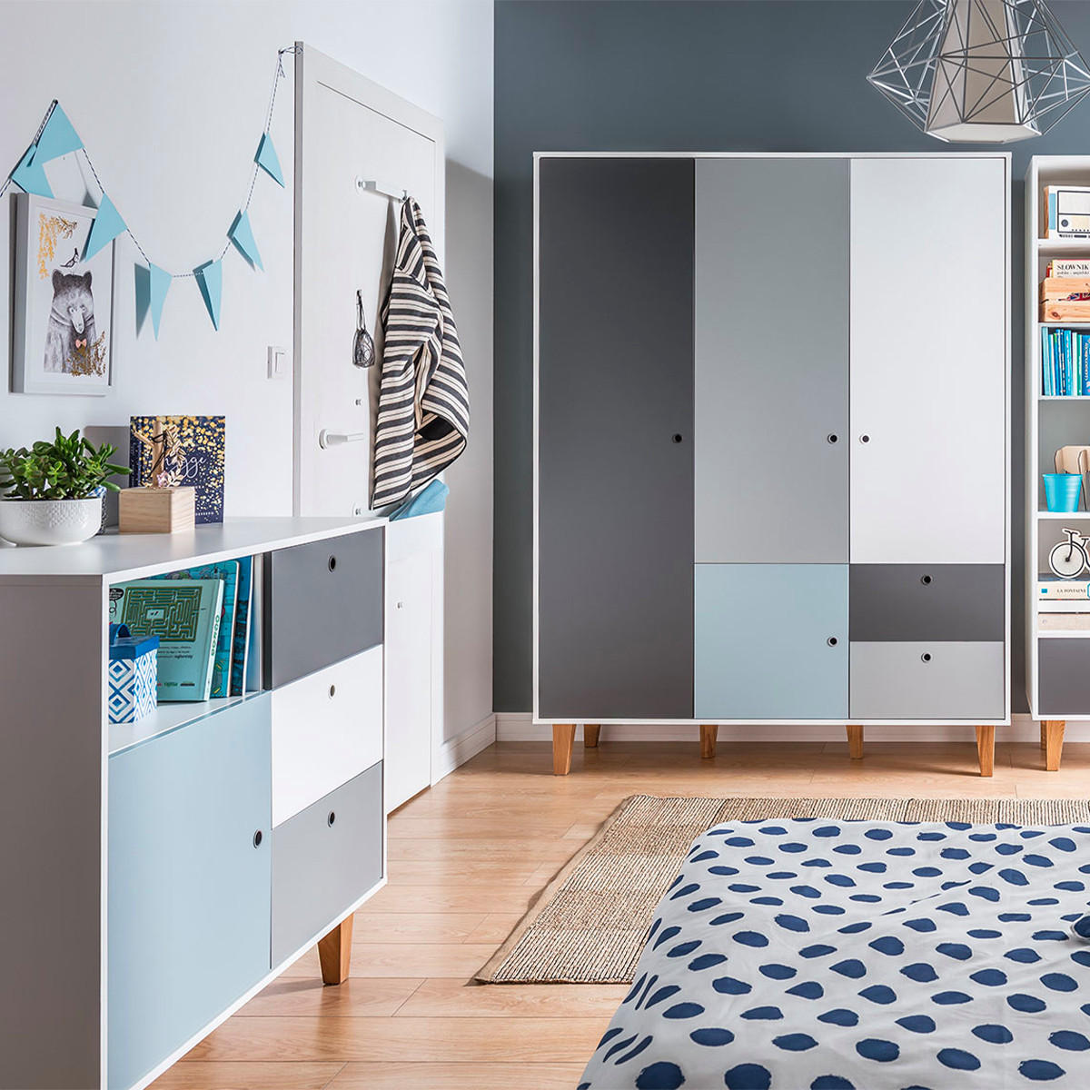 SCHRANK 3 Türen blau - Blau, Holzwerkstoff (153/201.5/55cm) - Petits-meubles