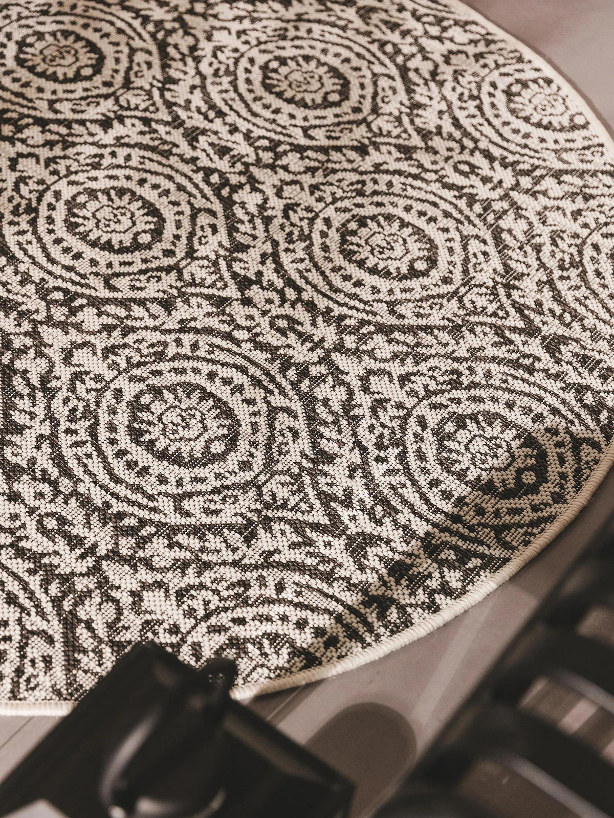 OUTDOORTEPPICH rund Cleo Weiß/Schwarz ø 120 cm rund - Weiß, Textil (120/120cm) - benuta Nest