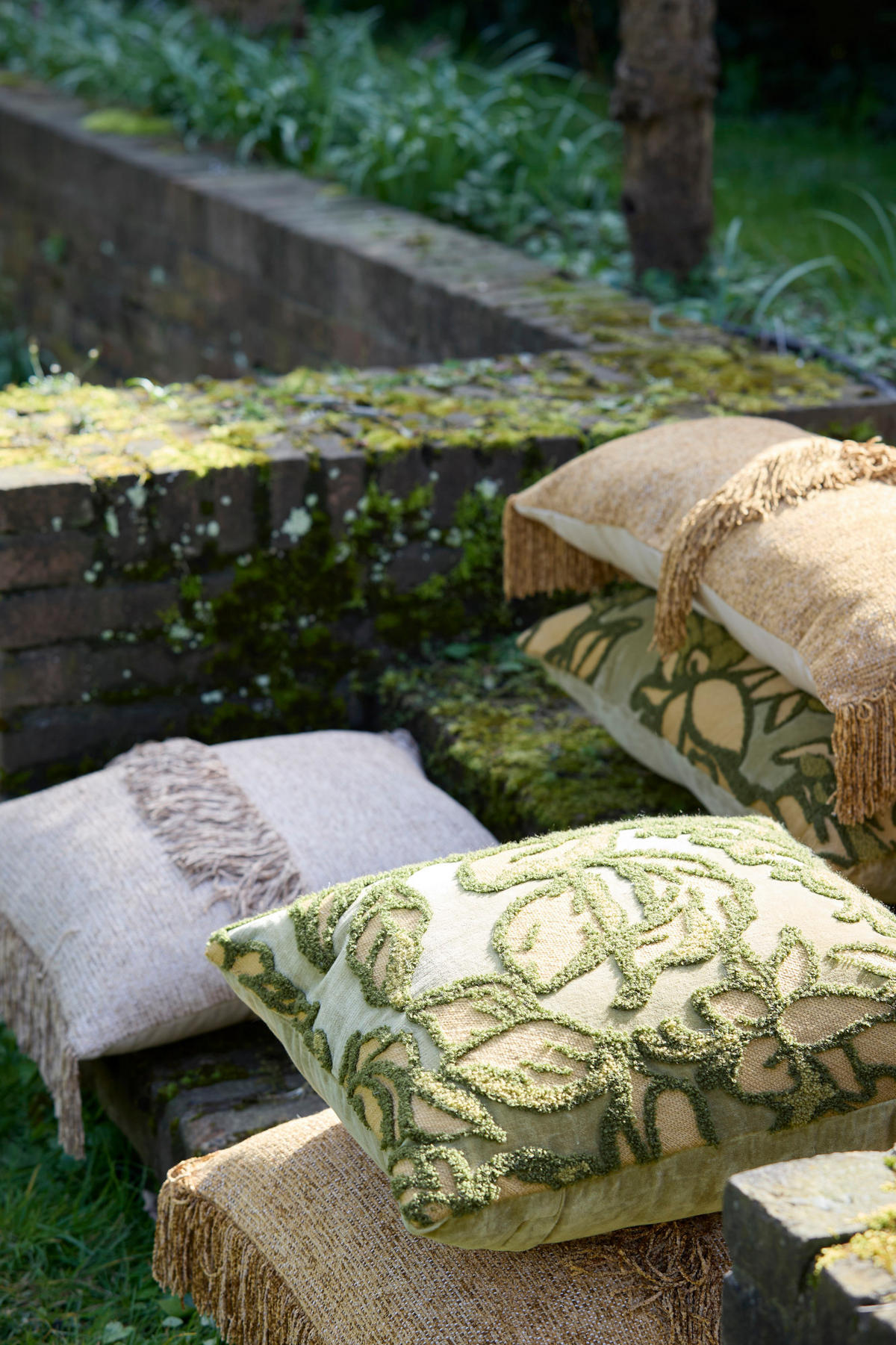DEKOKISSEN Cavazzo Grün 45/45/10 cm - Grün, Textil (45/45cm) - Light & Living