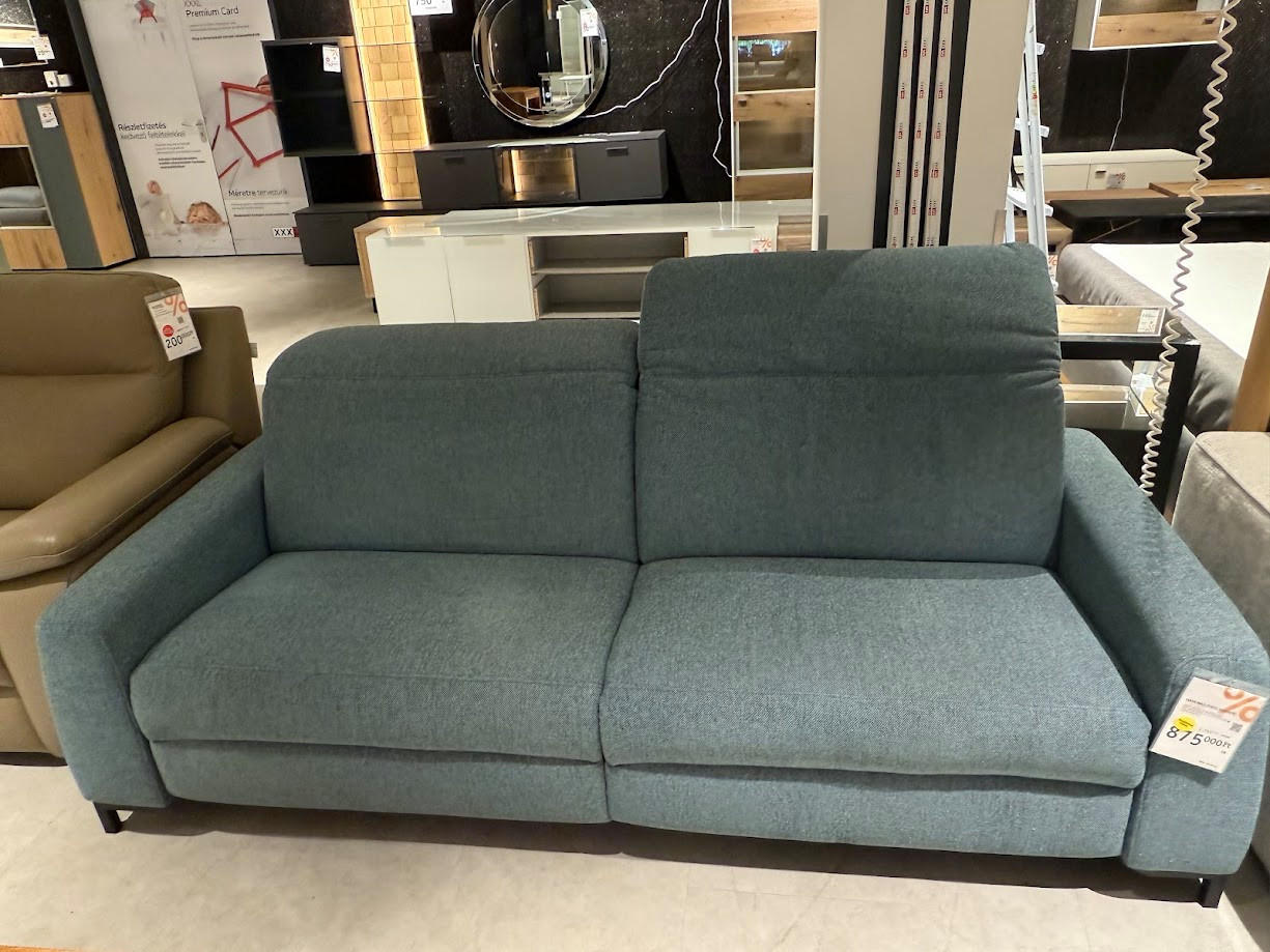 HÁROMÜLÉSES KANAPÉ 1821 -ST-BUDAÖRS OUTLET - Novel