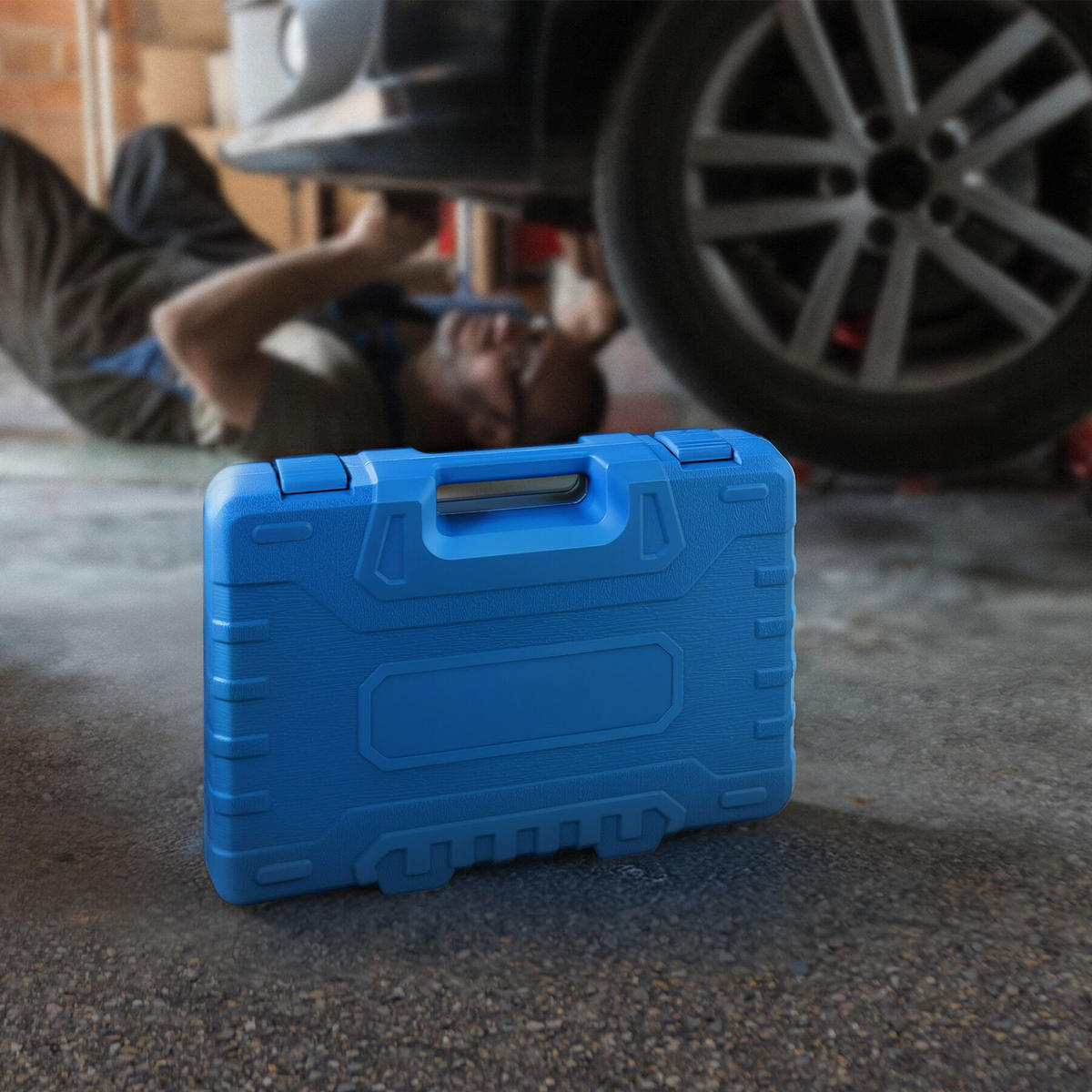 STECKSCHLÜSSELSATZ, übersichtliche Anordnung im Kunststoffkoffer,blau - Blau, Metall (46.5/33.5/9cm) - tectake