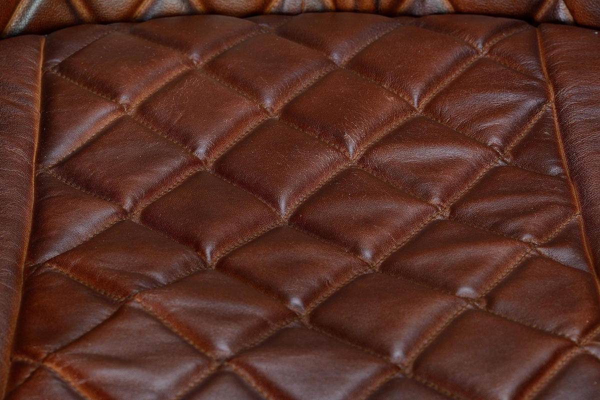 STUHL aus Leder und Metall - Braun, Fell (60/76/62cm) - Giner y Colomer