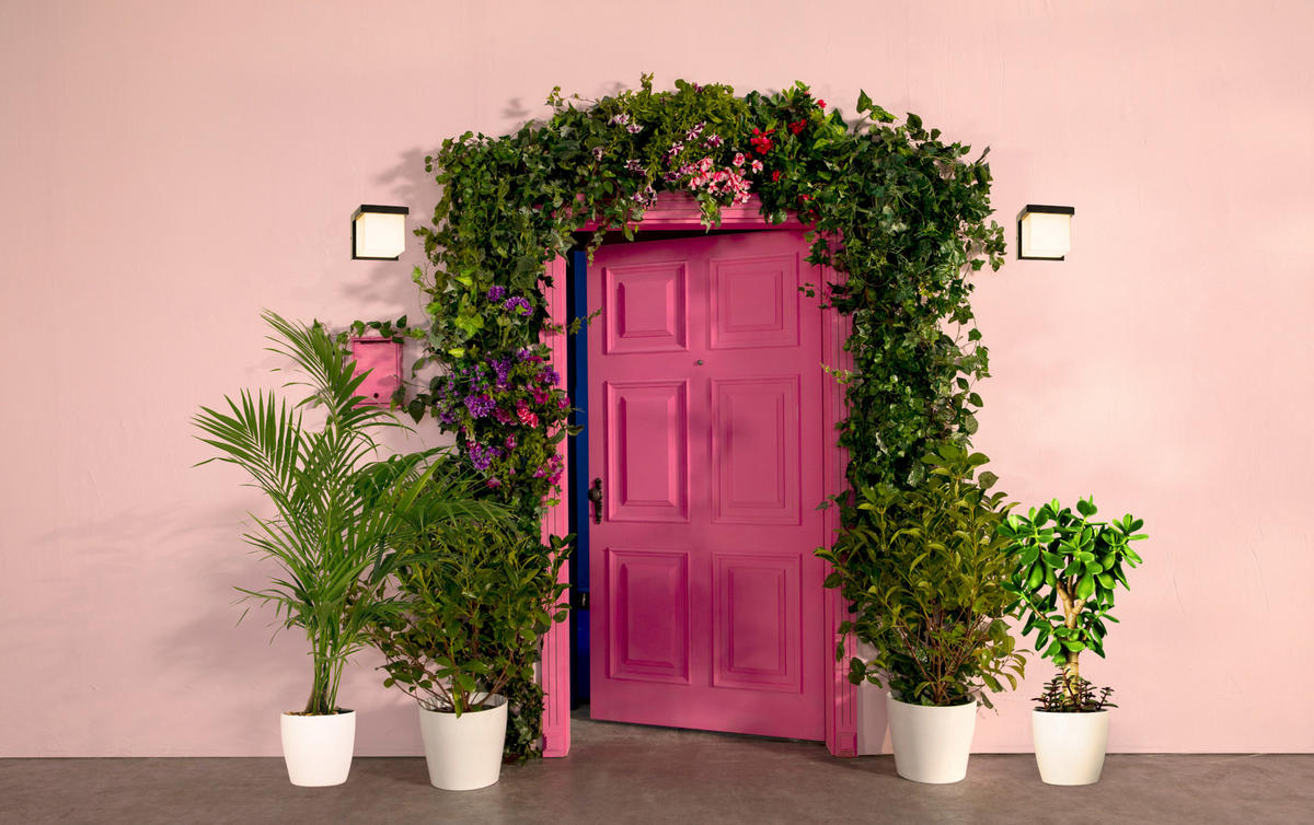 AUSSENWANDLEUCHTE ADDISON Schwarzer Würfel Integrierte LED 4000k Naturweiß IP65 - Schwarz, Kunststoff (11.5/11.5/11.5cm) - CGC Europe