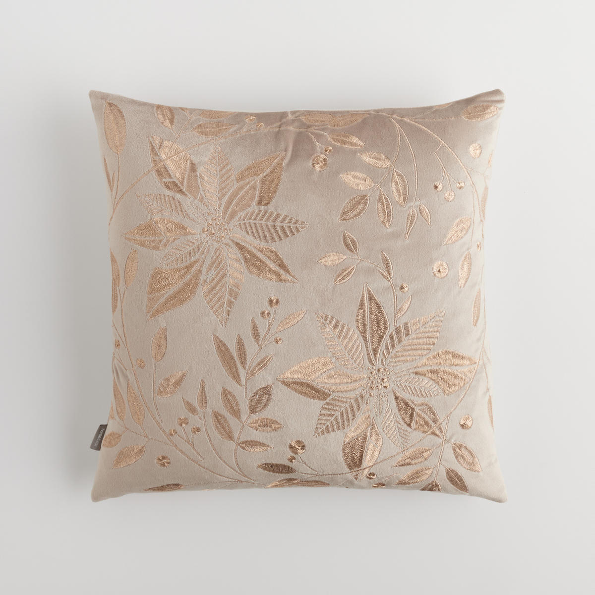 KISSENBEZUG Petalina, 45x45cm, Beige, Weihnachten Kissenhülle, Weihnachtsdeko, Christmas, Weihnachtsmotiv Sofakissen Dekokissenbezuge - Beige, Kunststoff/Textil (45/45cm) - home&you
