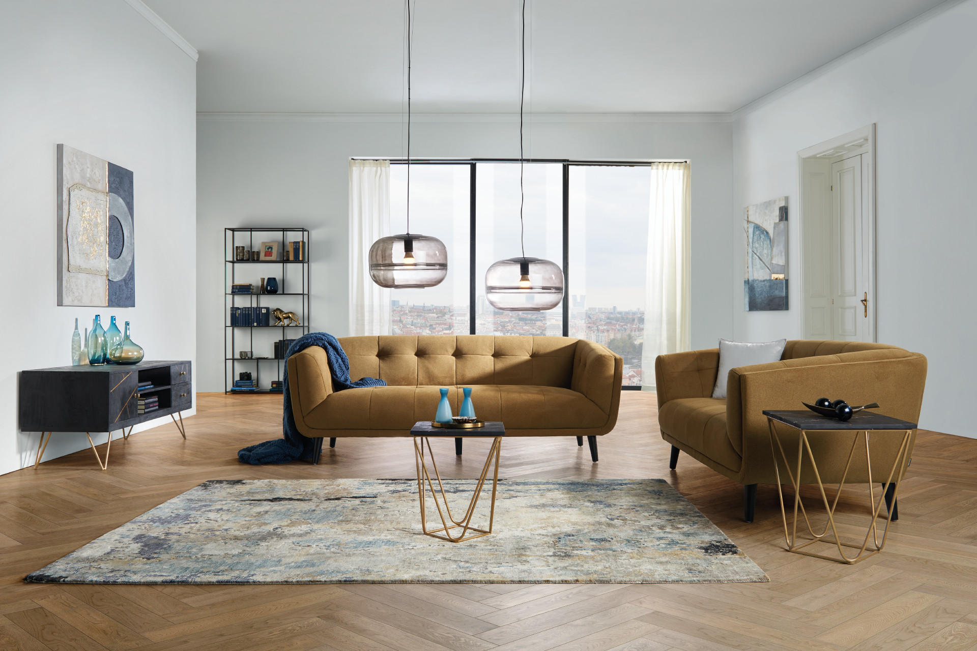 Gelbes Sofa fÃ¼r offenes Wohnen