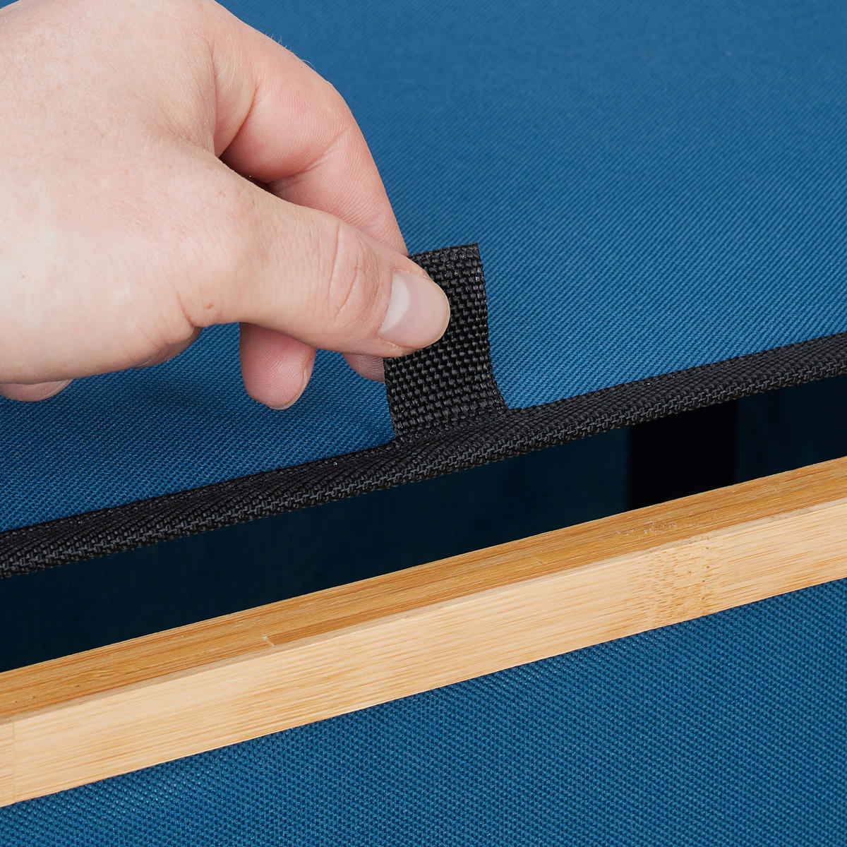 WÄSCHEKORB - Dunkelblau, Holz/Textil (54/75/34cm) - Relaxdays