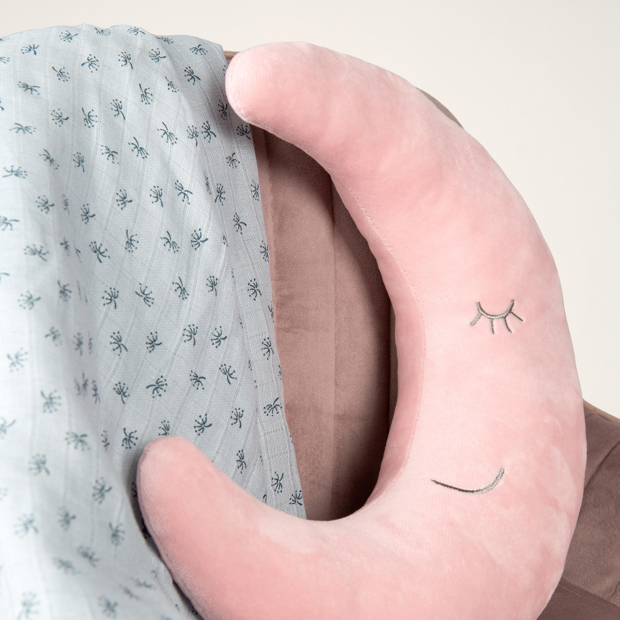 NACKENKISSEN Mond rosa - Rosa, Textil (25/8cm) - Roba