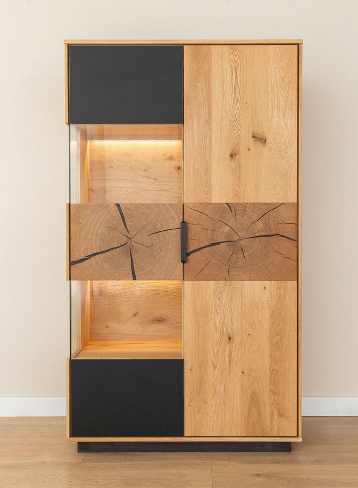 VITRINE Tirano Eiche Natur / Hirnholz / Schwarz 83 / 39 / 147cm - Eichefarben/Schwarz, Holz/Metall (83/147/39cm) - Feldmann-Wohnen