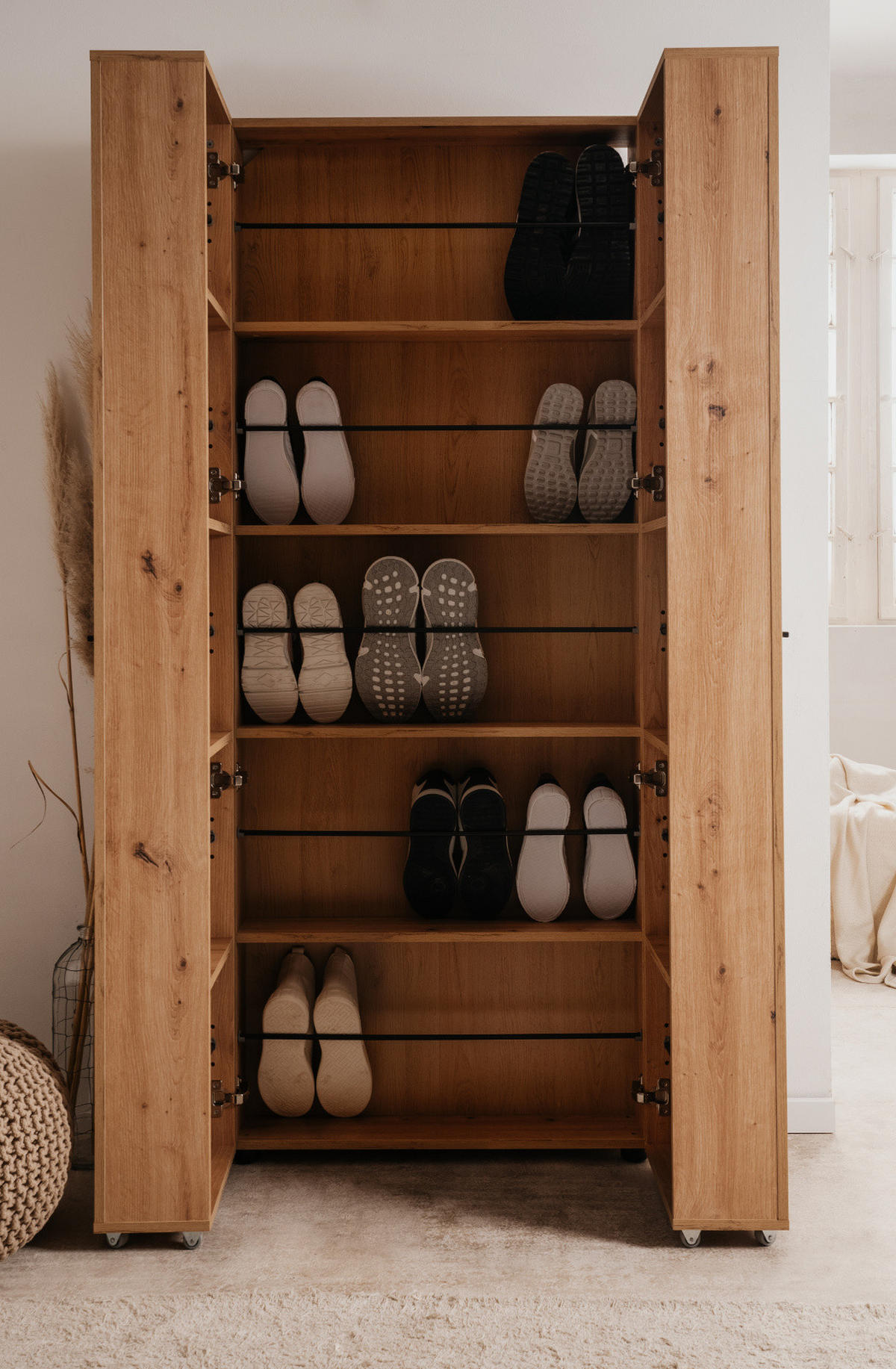 SCHUHSCHRANK Eiche Artisan 74 cm, Flurschrank aufklappbar für 30 Paar Schuhe - Schwarz/Eiche Artisan, Holzwerkstoff/Kunststoff (74/181.5/34cm) - Furn.Design