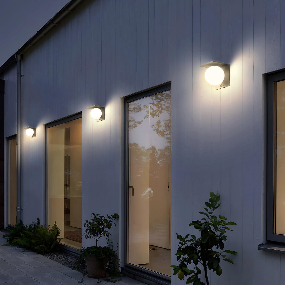 BOLLY 1000LM Solar-Sensor-Wandleuchte - Schwarz, Kunststoff (16/13/14cm) - Lumisky