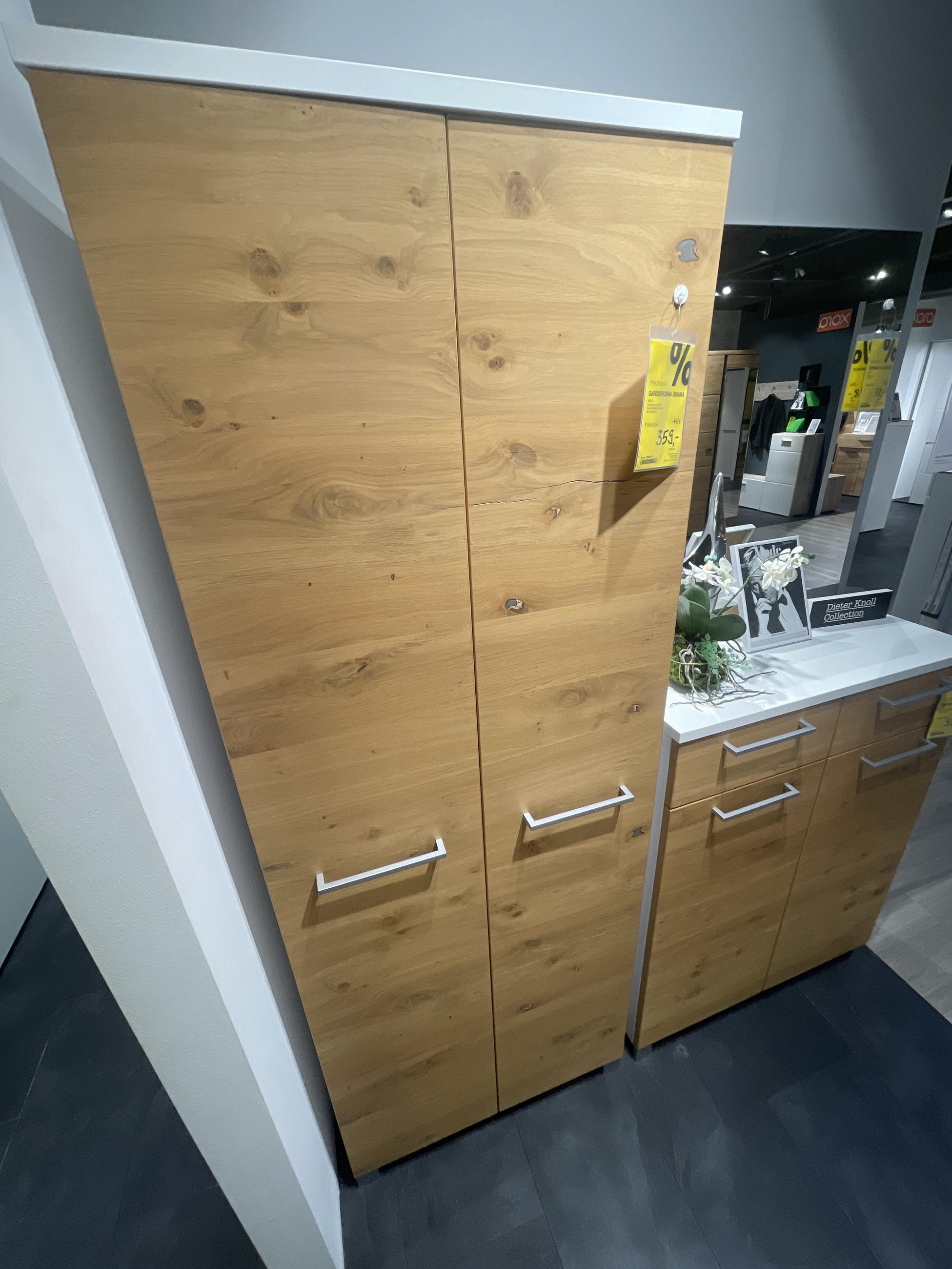 Garderobna omara - Dieter Knoll