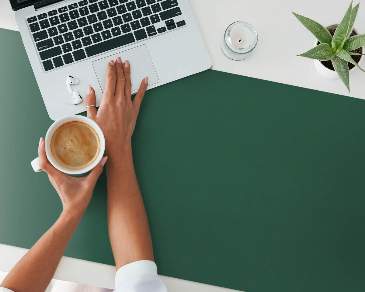 SCHREIBTISCHUNTERLAGE 120x60 cm Grün - Salbeigrün, Kunststoff (120/60/1.6cm) - Wallfluent