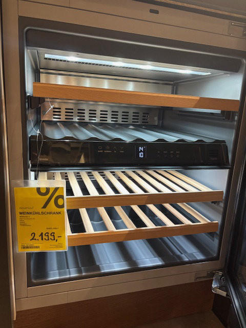 WEINKÃHLSCHRANK UWTGB1682-21 - Liebherr