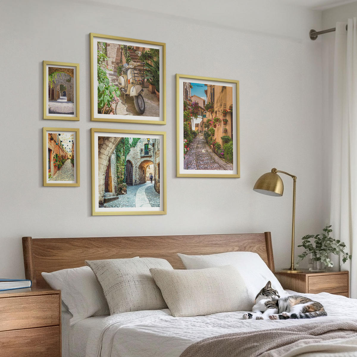 BILDER SET 5er Set - 50x50 cm & 20x30 cm & 40x60 cm Goldrahmen - Porträts von Frauen mit Lippen - Goldfarben, Kunststoff (40/60cm) - TULUP
