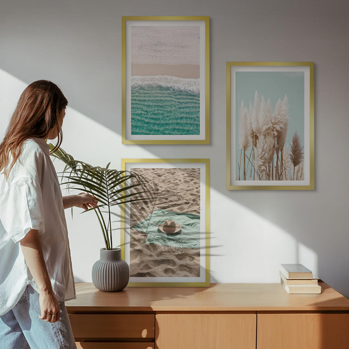 WANDBILDER 3er Set - 40x60 cm Goldrahmen - Strandwellen Grashut - Goldfarben, Kunststoff (40/60cm) - ArtPrintCave