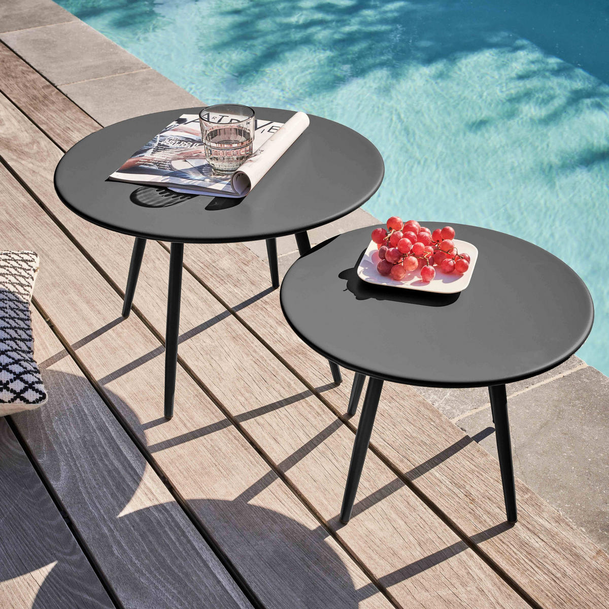 GARTEN-LOUNGETISCH 2-tlg., Grau - Grau, Metall (90/50/34cm) - Oviala